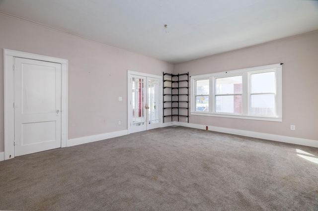 102 S Newton Street, Goodland, IN 47948