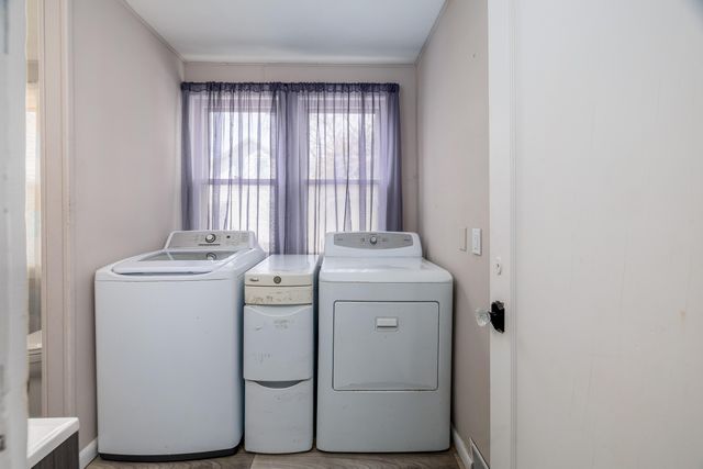 102 S Newton Street, Goodland, IN 47948