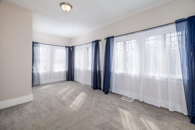 102 S Newton Street, Goodland, IN 47948