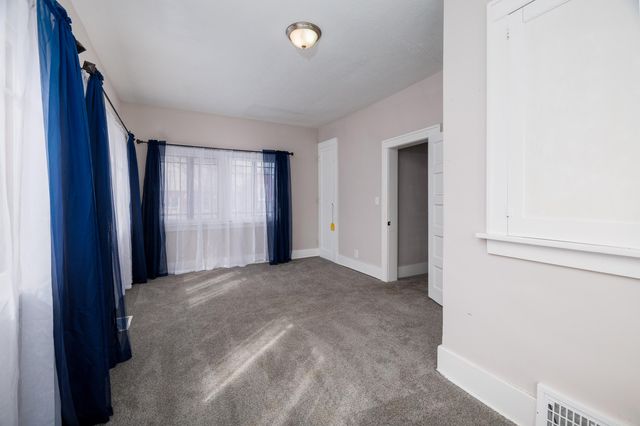 102 S Newton Street, Goodland, IN 47948