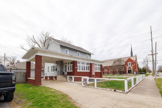 102 S Newton Street, Goodland, IN 47948