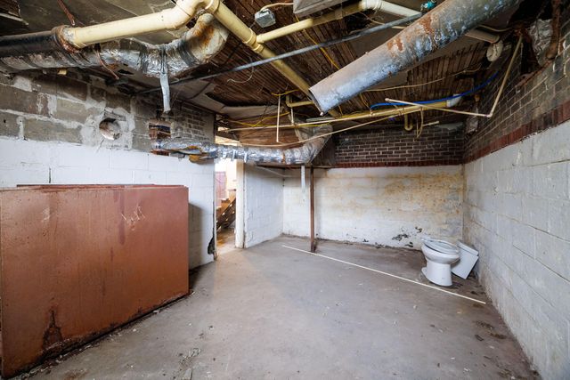 102 S Newton Street, Goodland, IN 47948