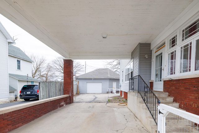 102 S Newton Street, Goodland, IN 47948