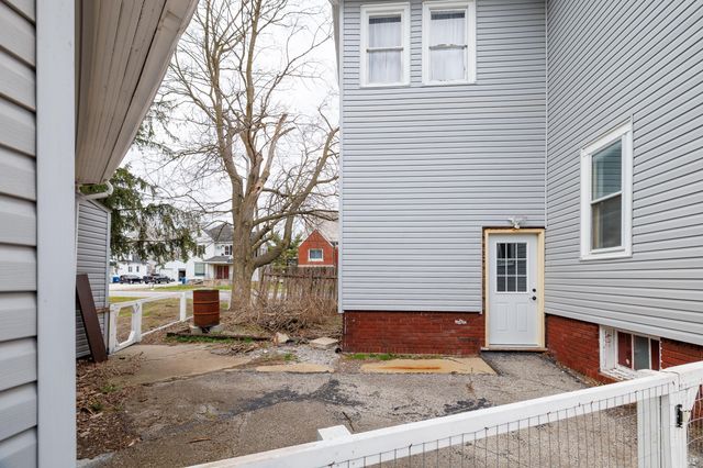 102 S Newton Street, Goodland, IN 47948