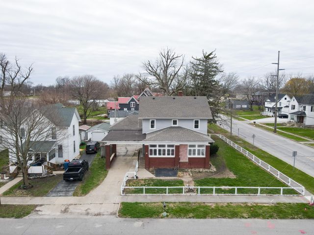102 S Newton Street, Goodland, IN 47948