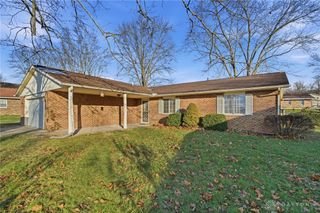 212 Rossman Court, Franklin, OH 45005