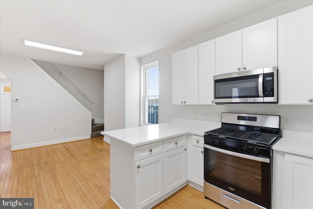 Image 15 of property listing at 1301 CLARKSON ST, Baltimore, MD 21230