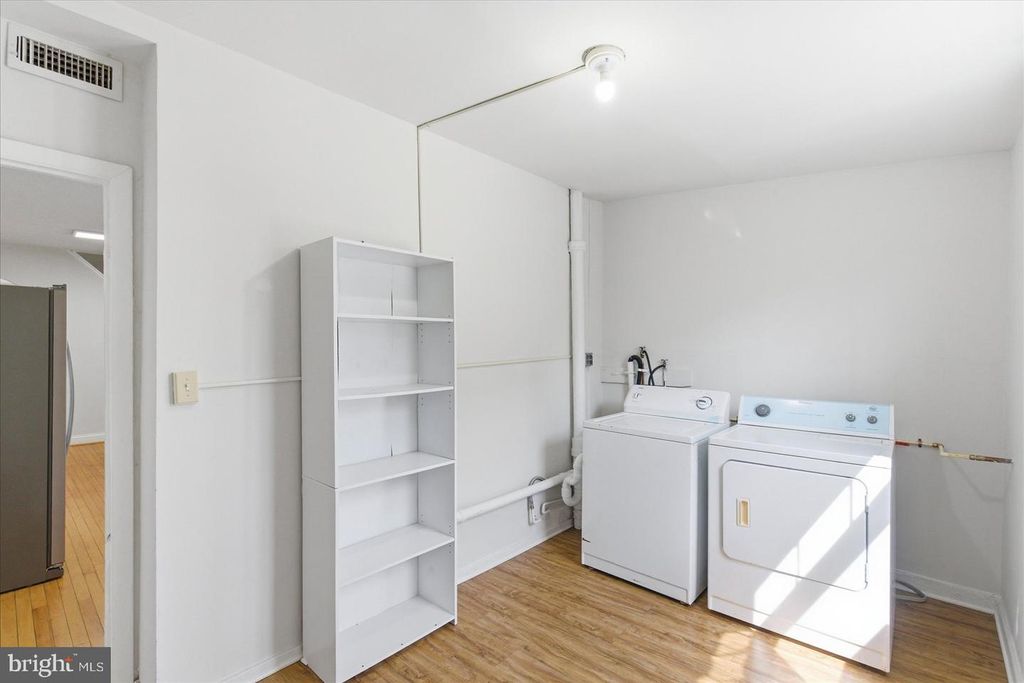 Image 18 of property listing at 1301 CLARKSON ST, Baltimore, MD 21230