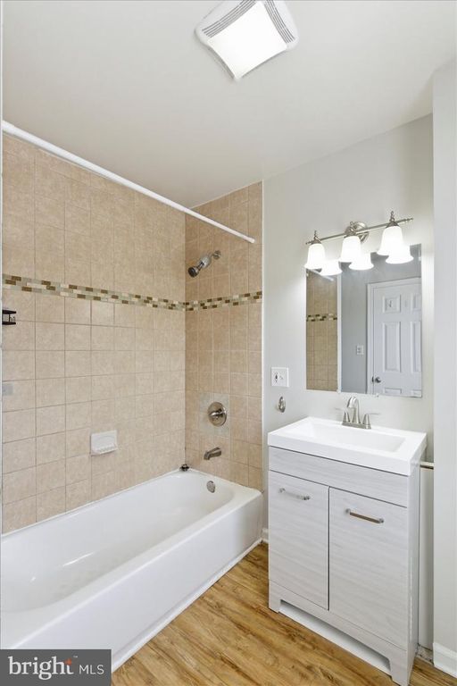 Image 28 of property listing at 1301 CLARKSON ST, Baltimore, MD 21230