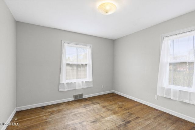 1815 Curry Road, Rotterdam, NY 12306