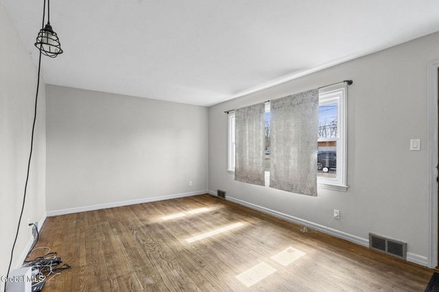 1815 Curry Road, Rotterdam, NY 12306