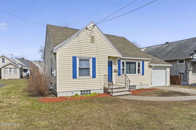 1815 Curry Road, Rotterdam, NY 12306