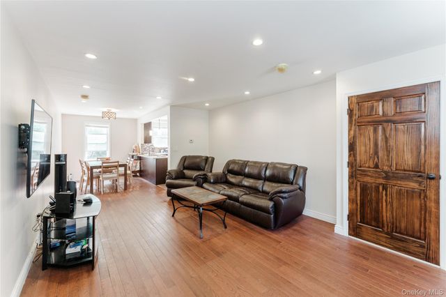 6623A Alderton Street, Rego Park, NY 11374