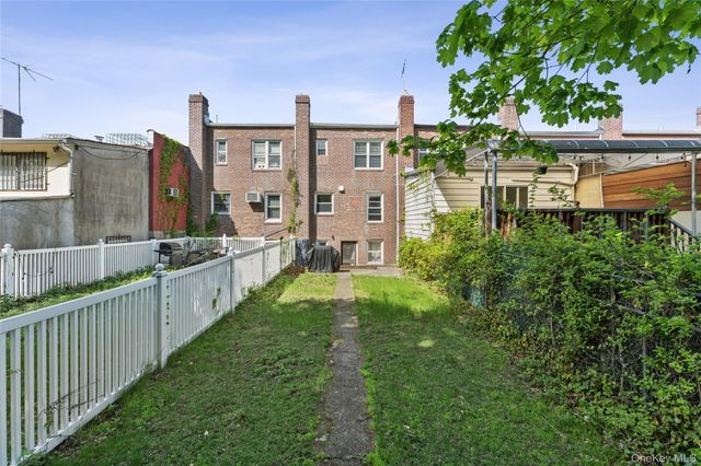 6623A Alderton Street, Rego Park, NY 11374