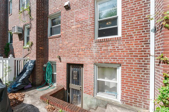 6623A Alderton Street, Rego Park, NY 11374