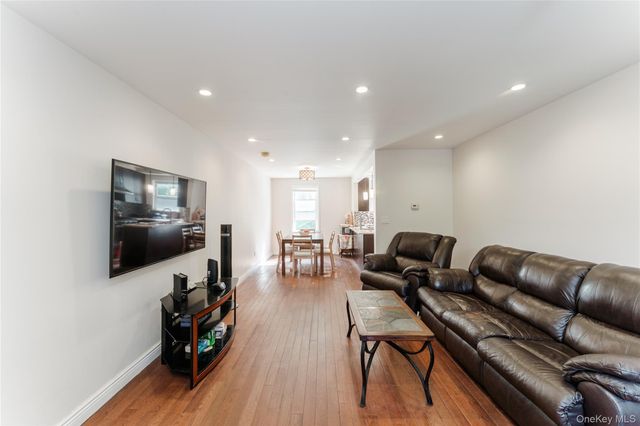 6623A Alderton Street, Rego Park, NY 11374
