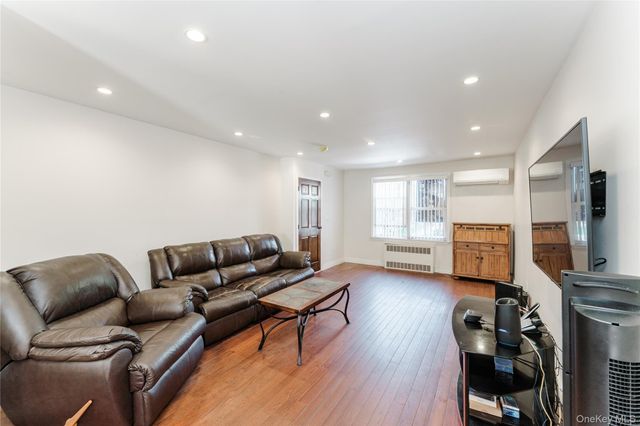 6623A Alderton Street, Rego Park, NY 11374