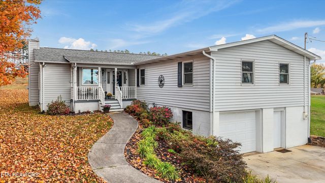 6212 Nine Mile Rd, Maryville, TN 37801