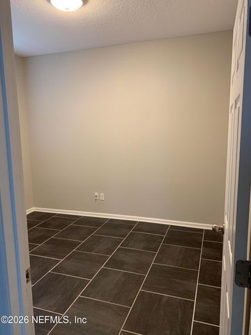 3740 CRESWICK Circle 8, Orange Park, FL 32065