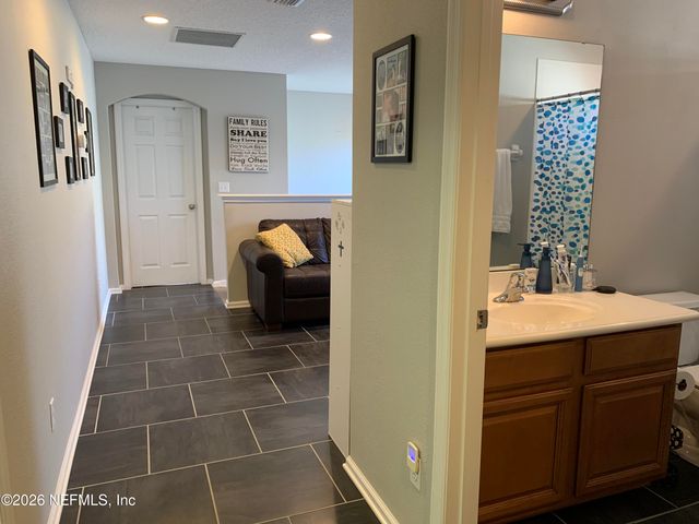 3740 CRESWICK Circle 8, Orange Park, FL 32065