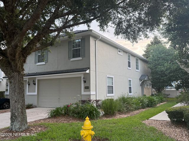 3740 CRESWICK Circle 8, Orange Park, FL 32065