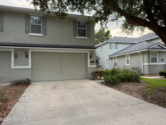 3740 CRESWICK Circle 8, Orange Park, FL 32065