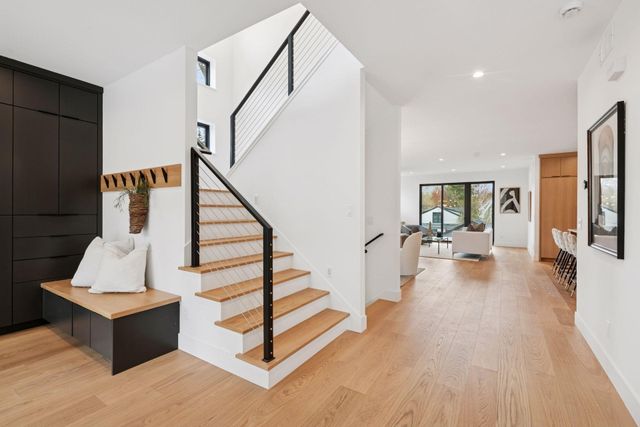 834 Cree Drive, Chanhassen, MN 55317