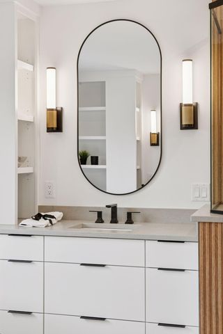 834 Cree Drive, Chanhassen, MN 55317