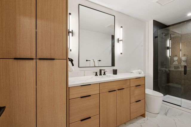 834 Cree Drive, Chanhassen, MN 55317