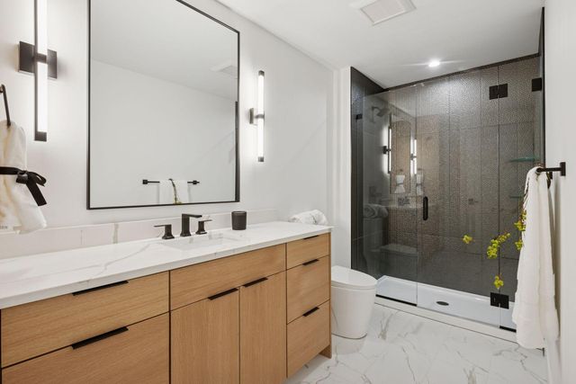 834 Cree Drive, Chanhassen, MN 55317