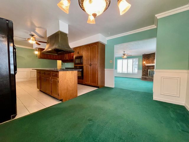 1020 N 250 E, Chesterton, IN 46304