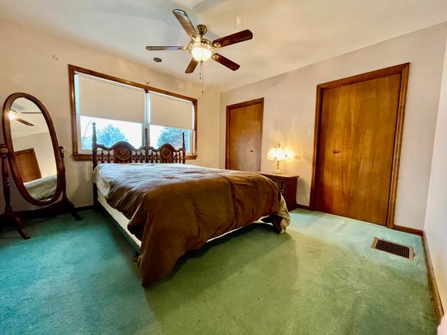 1020 N 250 E, Chesterton, IN 46304