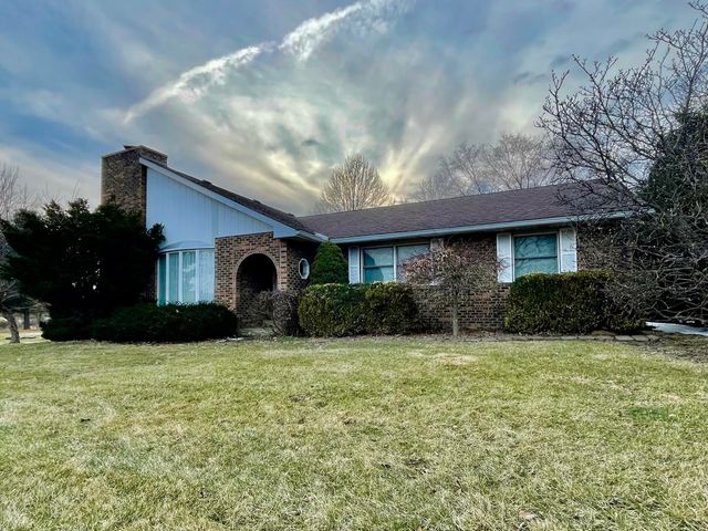 1020 N 250 E, Chesterton, IN 46304