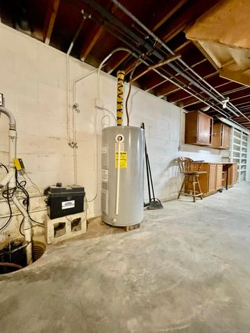 1020 N 250 E, Chesterton, IN 46304