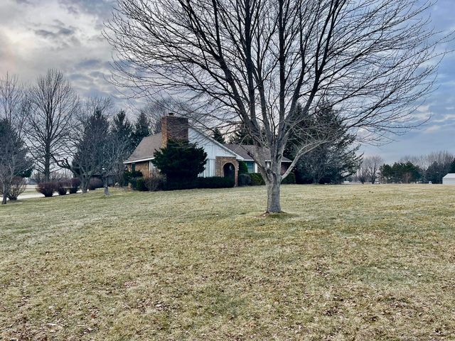 1020 N 250 E, Chesterton, IN 46304