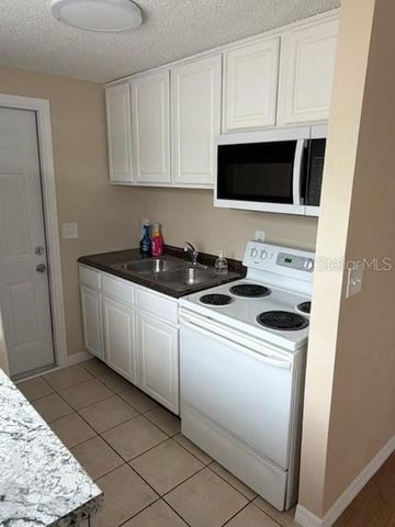 3021 OAKLAWN AVENUE A, Largo, FL 33771