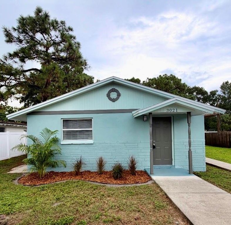 3021 OAKLAWN AVENUE A, Largo, FL 33771