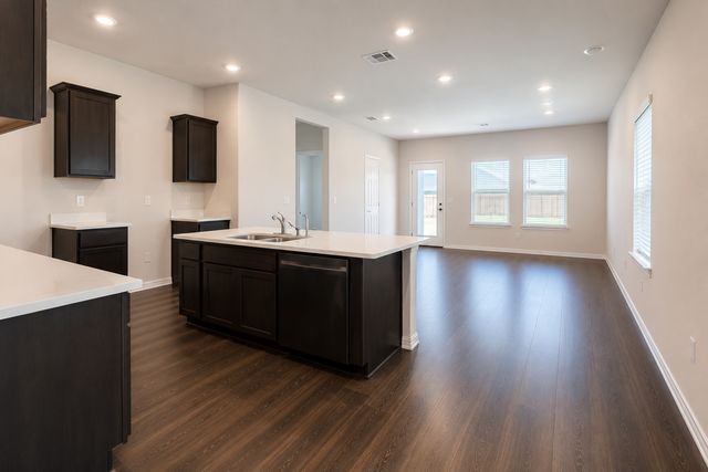 2160 Ocelot Street, Crandall, TX 75114