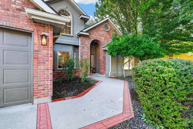 3064 E Nature Dr, Boise, ID 83706