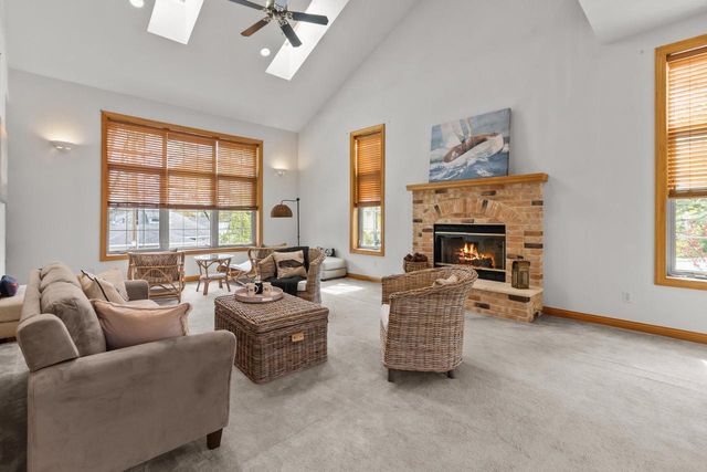 1451 Main STREET, Delafield, WI 53018