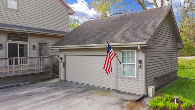 1451 Main STREET, Delafield, WI 53018