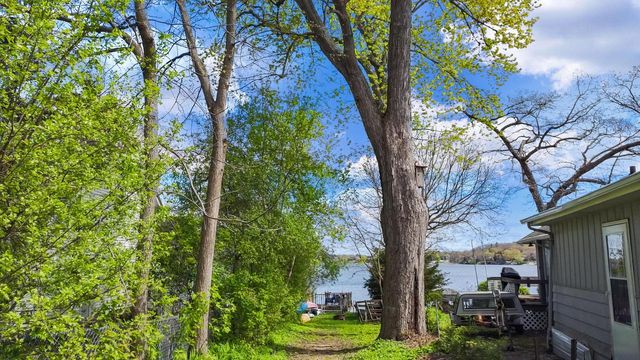 1451 Main STREET, Delafield, WI 53018