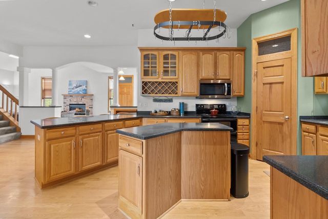 1451 Main STREET, Delafield, WI 53018