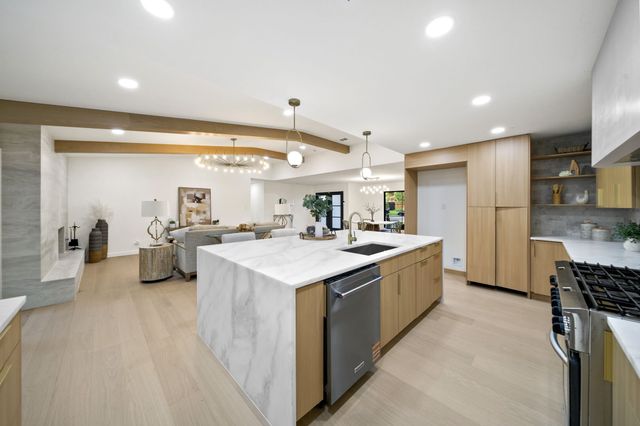 12635 High Meadow Mews, Dallas, TX 75244