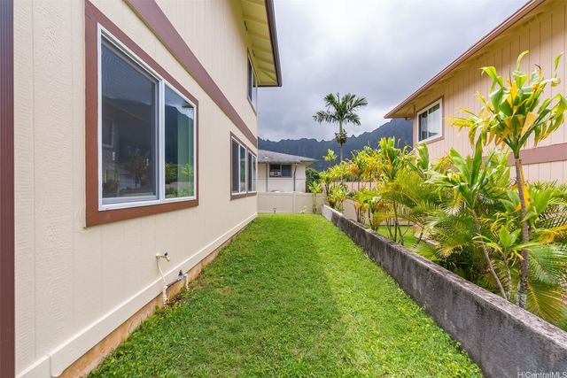 45-813 Apuakea Street, Kaneohe, HI 96744