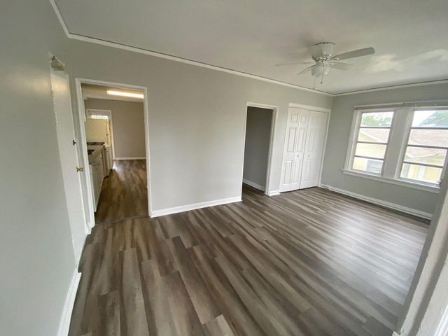 736 Omar Road, West Palm Beach, FL 33405