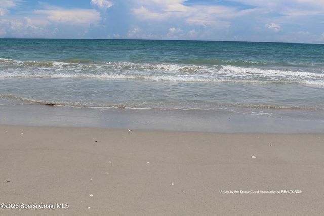 419 Ocean Avenue 204, Melbourne Beach, FL 32951