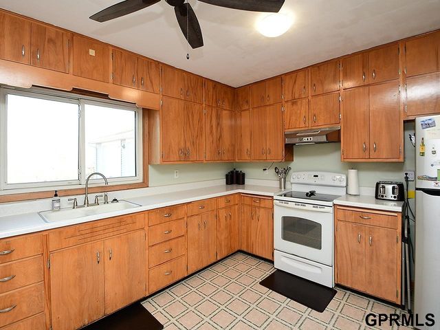 292 203rd Road, Milford, NE 68405