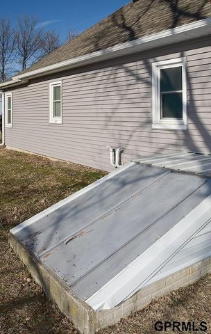 292 203rd Road, Milford, NE 68405