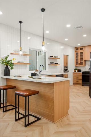 1511 Coolidge Ave, Pasadena, CA 91104